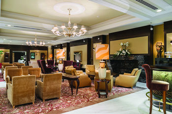 Hotel Lounge